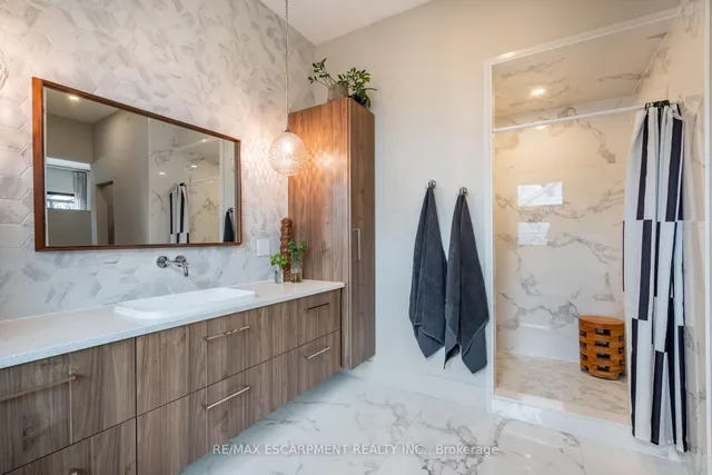 Additional image 28 of 46 Zellens Rd