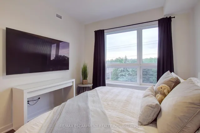 Additional image 15 of 320 Plains Rd Unit 414