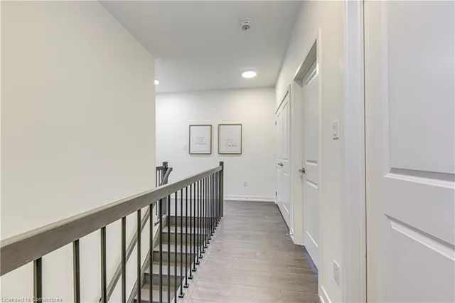 Additional image 32 of 301 Squire Crescent Cres