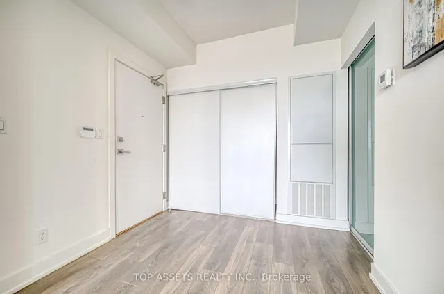 Additional image 9 of 180 Fairview Mall Dr Unit 1808