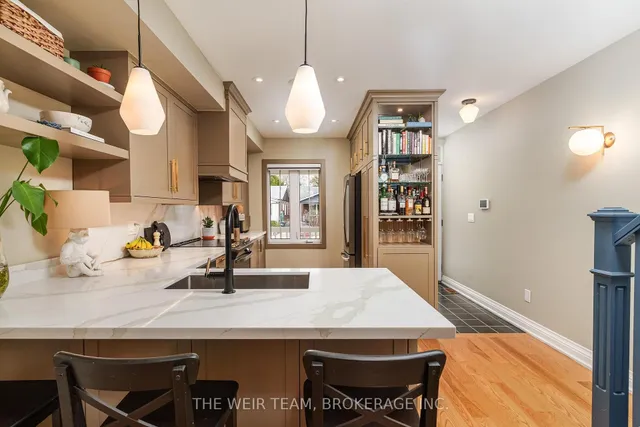 Additional image 6 of 1141 Woodbine Ave