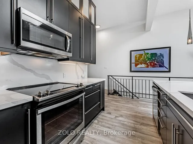 Additional image 6 of 1842 Queen St Unit 304