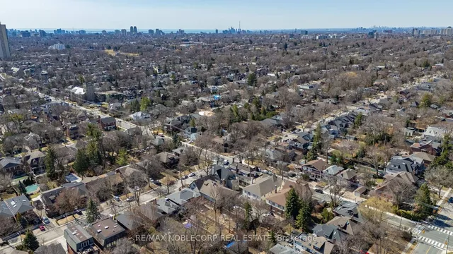 Additional image 13 of 809-811 Duplex Ave