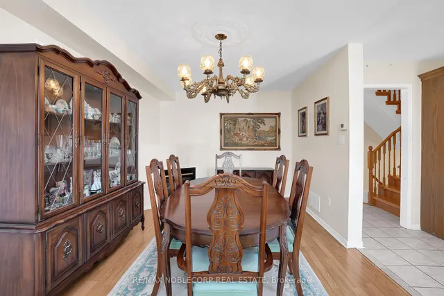 Additional image 20 of 129 Queen Mary Dr