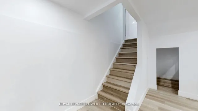 Additional image 29 of 101 Chipmunk Cres