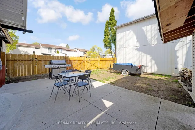 Additional image 46 of 18 Hardcastle Crt