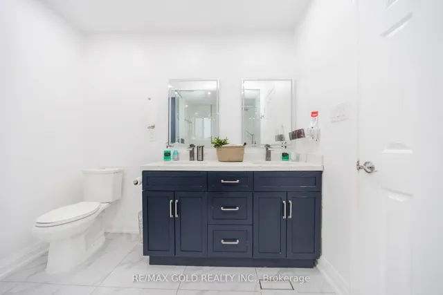 Additional image 14 of 36 Roxton Cres