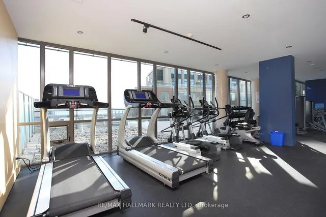 Additional image 21 of 33 Mill St Unit 817