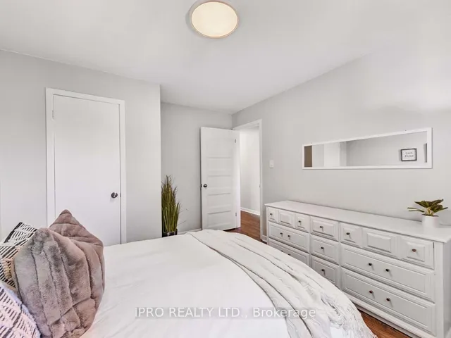 Additional image 16 of 33 Everett Cres