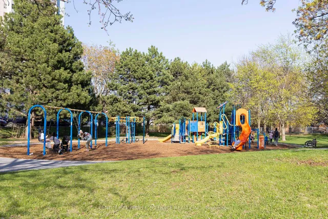 Additional image 26 of 844A Danforth Rd