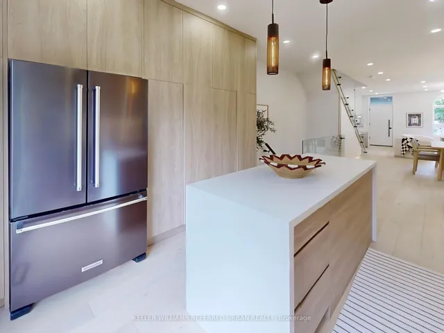 Additional image 15 of 164 Broadview Ave