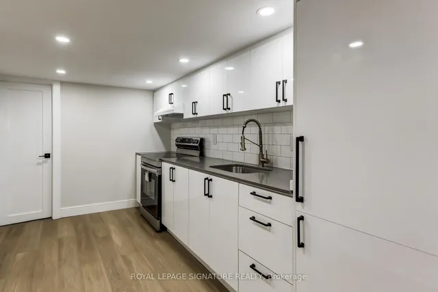 Additional image 29 of 30 Snowcrest Ave