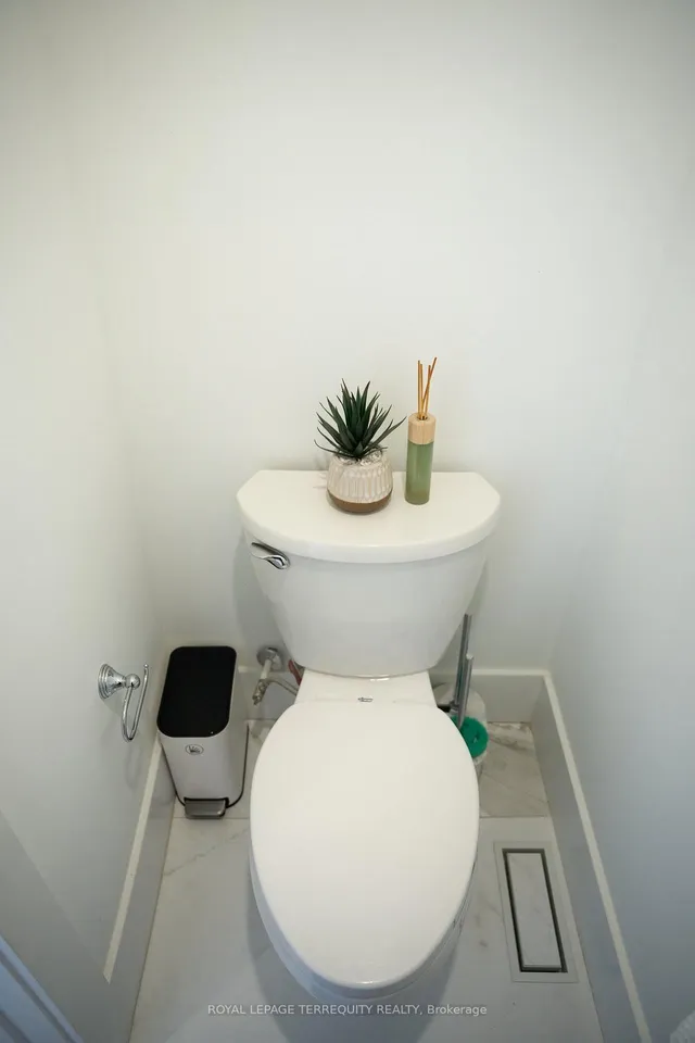 Additional image 21 of 81 Falstaff Ave