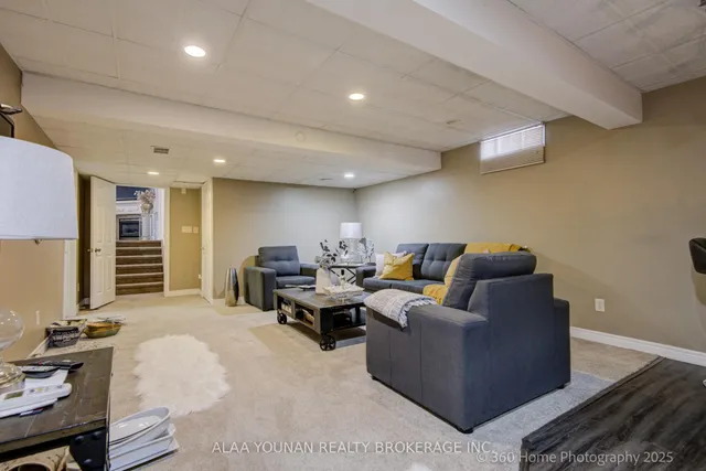 Additional image 25 of 84 Hillgarden Dr