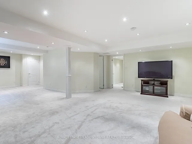 Additional image 28 of 54 Locust Dr Unit 34