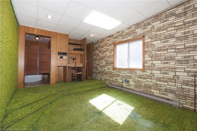 Additional image 19 of 13 Marketa Cres