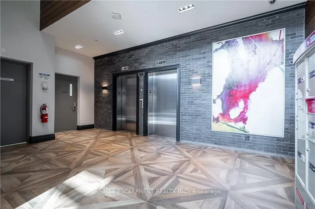 Additional image 3 of 101 Locke St Unit 409