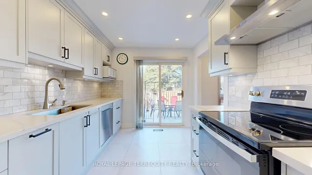 Additional image 10 of 68 Phalen Cres