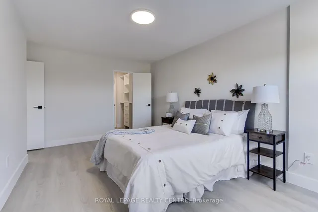 Additional image 25 of 362 The East Mall N/A Unit 304