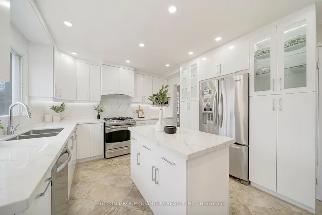 Additional image 11 of 5215 Micmac Cres