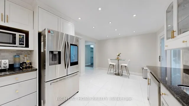 Additional image 15 of 16 Graybark Cres