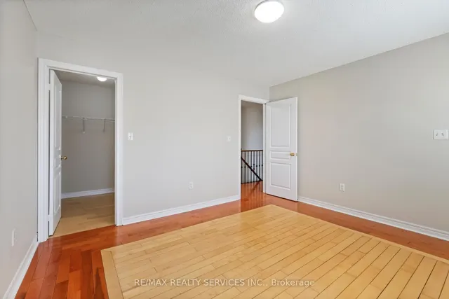 Additional image 29 of 33 Leparc Rd