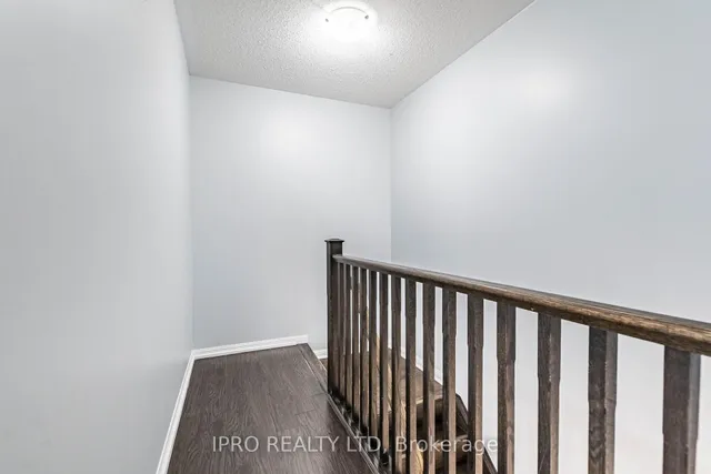 Additional image 33 of 227 Slingsby Landing