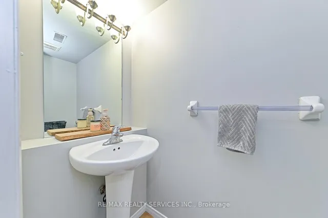 Additional image 9 of 7035 Rexwood Rd Unit 109