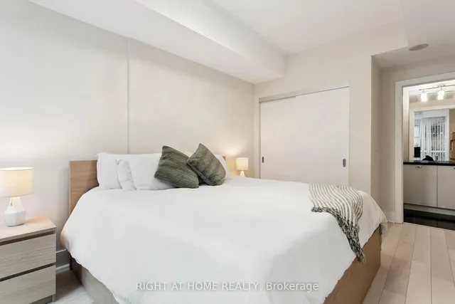 Additional image 24 of 32 Davenport Rd Unit 311