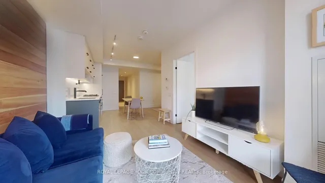 Additional image 21 of 1888 Queen St Unit 307