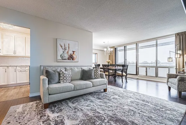 Additional image 3 of 2055 UPPER MIDDLE Rd Unit 304