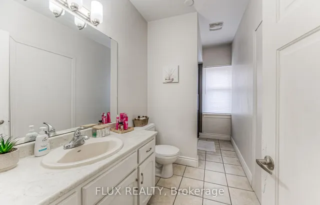 Additional image 37 of 744 Queen St