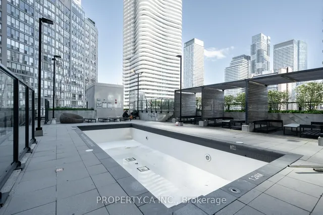 Additional image 7 of 955 Bay St Unit 3308