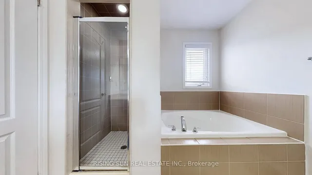 Additional image 19 of 185 Lockwood Rd