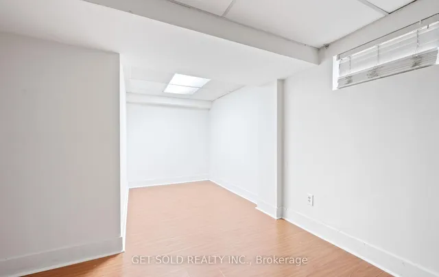 Additional image 31 of 15 Wray Crt