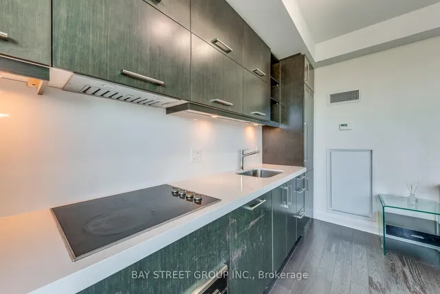 Additional image 17 of 1080 Bay St Unit 2707