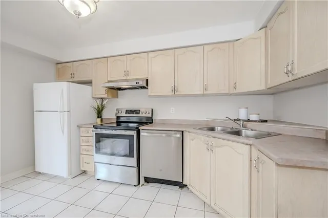 Additional image 7 of 105 Desert Sand Dr