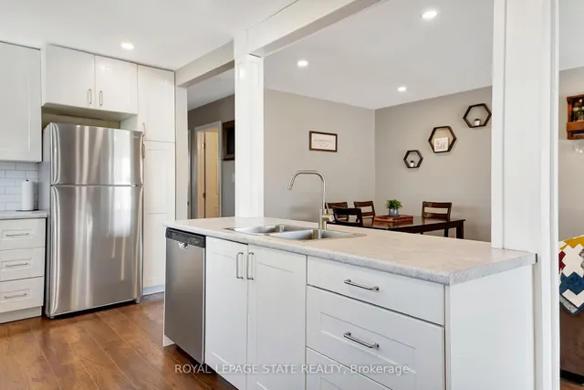 Additional image 26 of 41 Yeoville Crt