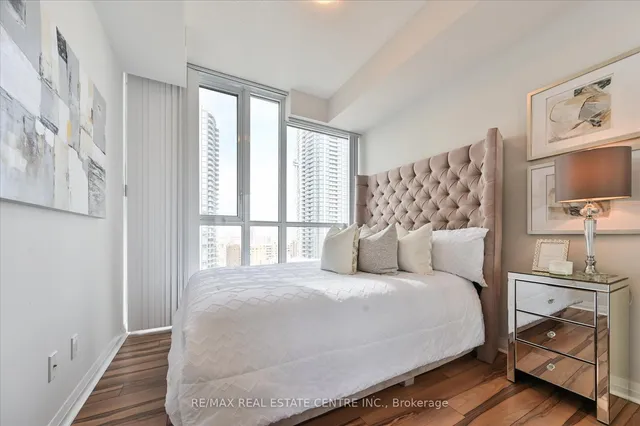 Additional image 16 of 55 Eglinton Ave Unit 1402
