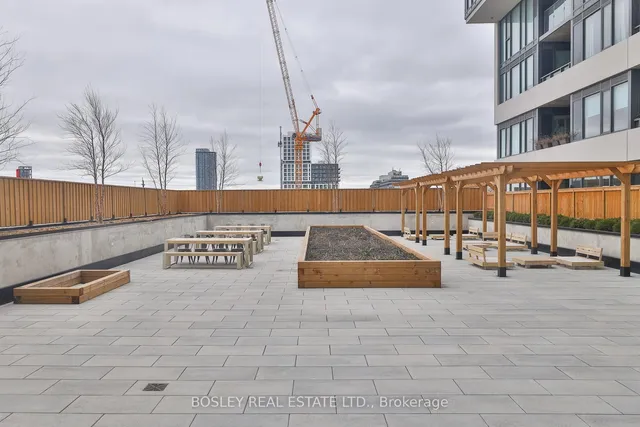 Additional image 30 of 859 The Queensway N/A Unit 612