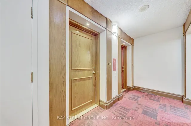 Additional image 4 of 8 Lee Centre Dr Unit 306