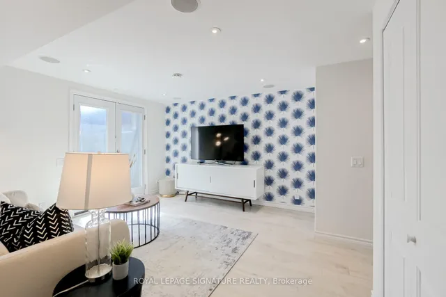 Additional image 22 of 71 Roseland Dr