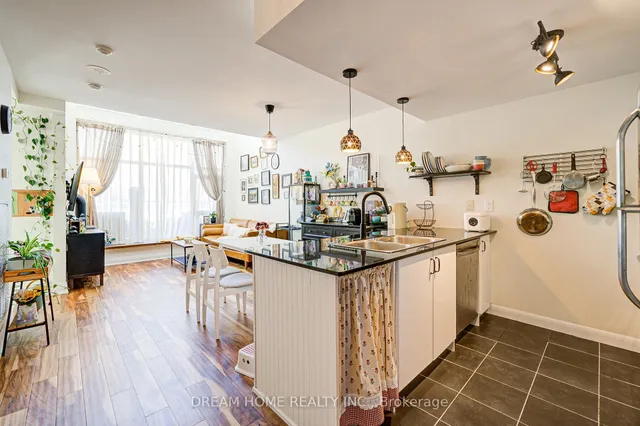 Additional image 18 of 1 Town Centre Crt