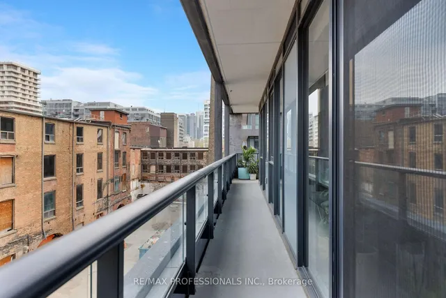 Additional image 25 of 9 Tecumseth St Unit 425