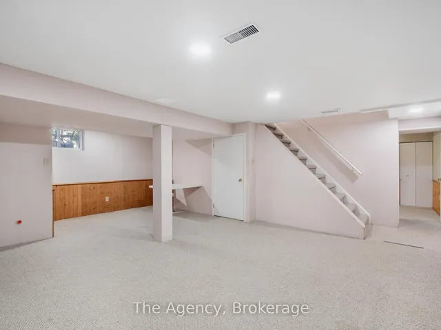 Additional image 26 of 2153 Devon Rd