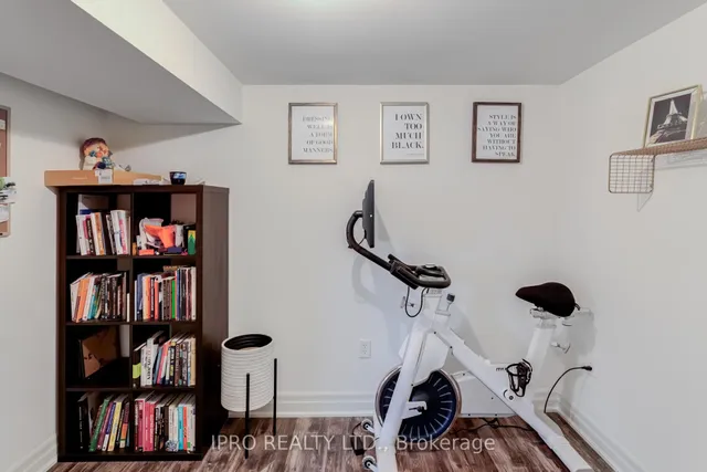 Additional image 29 of 43 Sherwood Cres