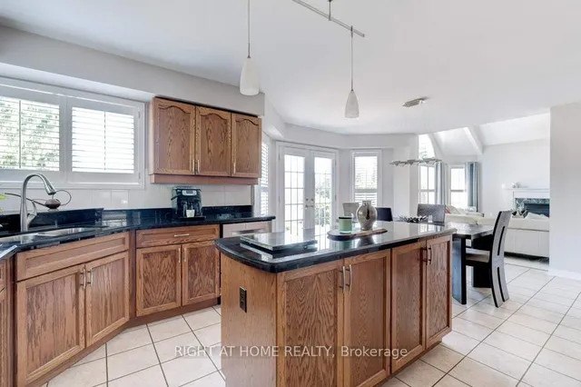 Additional image 16 of 2109 Berwick Dr