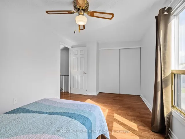 Additional image 18 of 15 Hughes Crt Crt