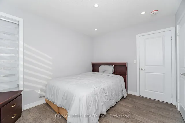 Additional image 33 of 49 Argelia Cres