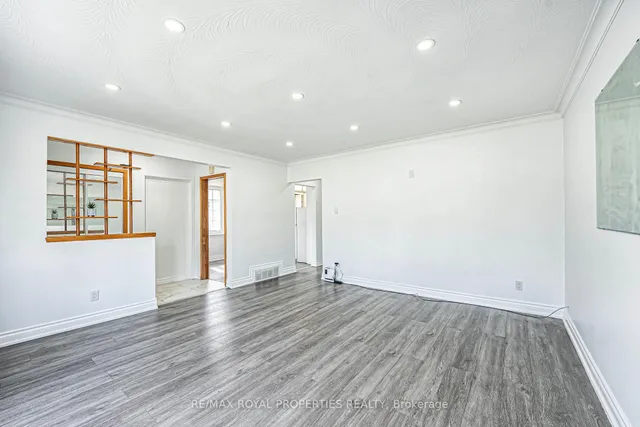 Additional image 11 of 14 Shoreview Dr